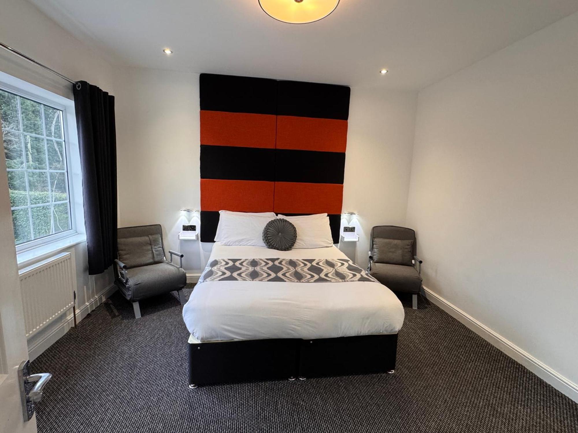 Charnwood Regency Bed & Breakfast